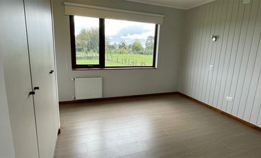 Casa en Arriendo en Condominio El Pangue