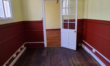 ARRIENDO CASA 4HAB 2BA SANTIAGO
