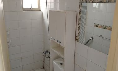 AMPLIA CASA CON ESTACIOAMIENTO EN VILLA ALEGRE