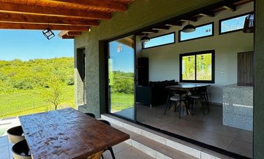 VENTA CASA 1 DORMITORIO EN BUEN AIRE ASCOCHINGA