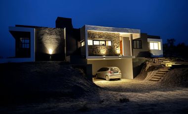 VENTA CASA 3 DORMITORIOs EN BUEN AIRE ASCOCHINGA