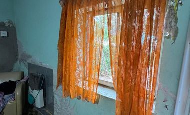 casa a refaccionar antigua a la venta