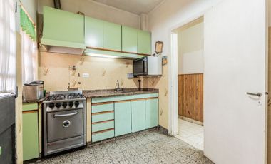 VENTA CASA 4 DORMITORIOS COCHERA QUINCHO MORON