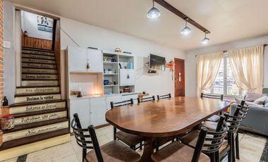 VENTA CASA 4 DORMITORIOS COCHERA QUINCHO MORON