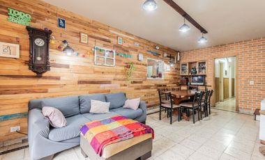 VENTA CASA 4 DORMITORIOS COCHERA QUINCHO MORON