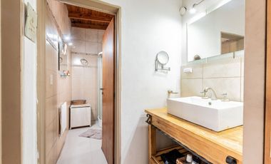 VENTA CASA 4 DORMITORIOS COCHERA QUINCHO MORON