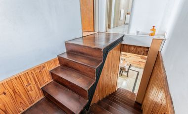 VENTA CASA 4 DORMITORIOS COCHERA QUINCHO MORON