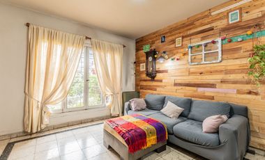 VENTA CASA 4 DORMITORIOS COCHERA QUINCHO MORON