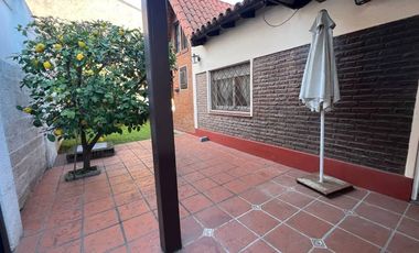 CASA 4AMB C QUINCHO, JARDÍN Y COCHERA STOS LUGARES