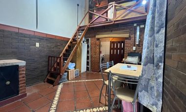 CASA 4AMB C QUINCHO, JARDÍN Y COCHERA STOS LUGARES