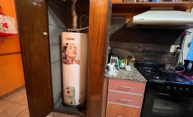 CASA 4AMB C QUINCHO, JARDÍN Y COCHERA STOS LUGARES