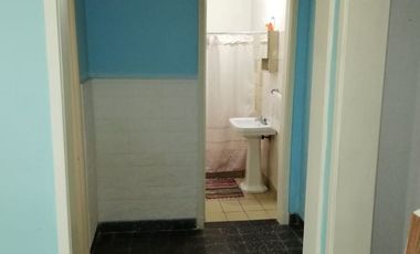 Oportunidad, casa a refaccionar en Temperley