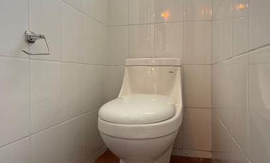 ATENCION INVERSIONISTA! HERMOSA CASA PARA HOSTAL