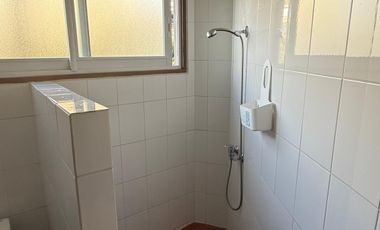 ATENCION INVERSIONISTA! HERMOSA CASA PARA HOSTAL