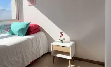 ÚLTIMO PISO!! ARRIENDO AÑO CORRIDO AMOBLADO