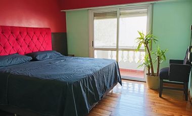 Venta Casa 7 ambientes con pileta en Tapiales