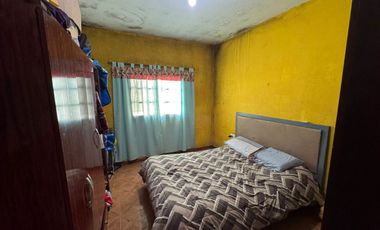 CASA EN VENTA EN CHACABUCO CON PATIO