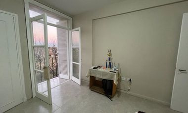 DEPARTAMENTO EN VENTA EN BRAGADO