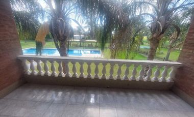 Venta Cabaña Dúplex en Complejo Cerrado
