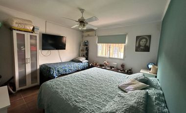 VENTA LOTE 2 CASAS 3 AMB PILETA COCHERA NAVARRO