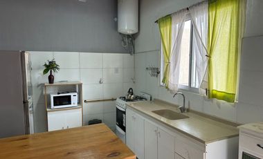 VENTA LOTE 2 CASAS 3 AMB PILETA COCHERA NAVARRO