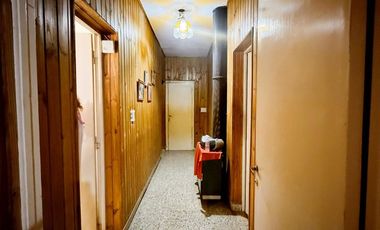 CASA CON LOCAL COMERCIAL
