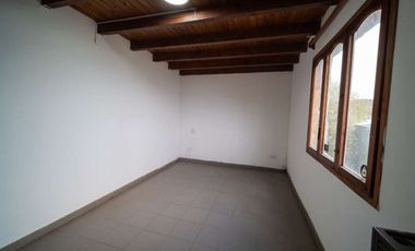 ALQUILER CASA 3 DORMITORIOS B° LA CANTERA