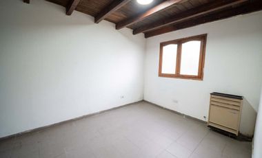 ALQUILER CASA 3 DORMITORIOS B° LA CANTERA