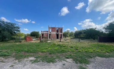 VENTA CASA EN CONSTRUCCION B° PRIVADO ENEA