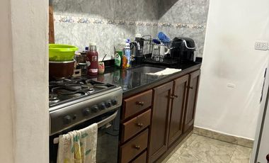 Casa en Pasaje O. Alemis a 30 mTs de Avenida Perón