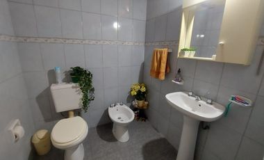 VENTA CASA/2 DEPARTAMENTOS RIVADAVIA MENDOZA