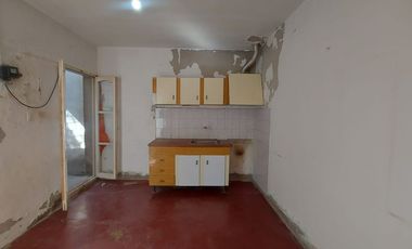 VENTA CASA/2 DEPARTAMENTOS RIVADAVIA MENDOZA
