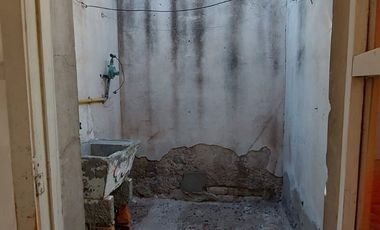VENTA CASA/2 DEPARTAMENTOS RIVADAVIA MENDOZA