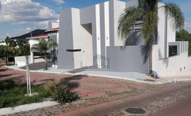 Residencia en venta en Vista Real, Querétaro