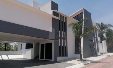 Residencia en venta en Vista Real, Querétaro