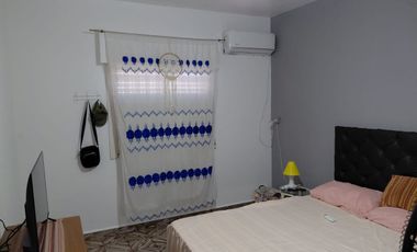 VENTA CASA  2 DORMITORIOS- ZONA UTN