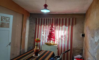 VENTA CASA  2 DORMITORIOS- ZONA UTN
