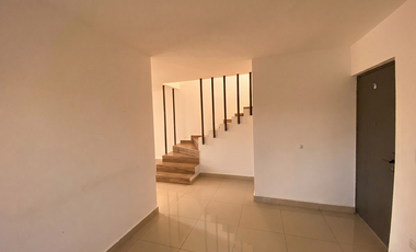 CASA EN VENTA EN ZONA CUMBRES - GARCIA, NL.
