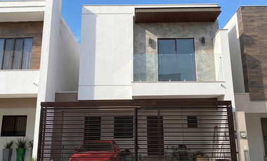 CASA EN VENTA EN ZONA CUMBRES - GARCIA, NL.