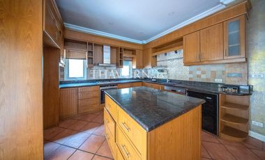 House For sale 5 bedroom 500&nbsp;m² with land 2474 m² , Pattaya