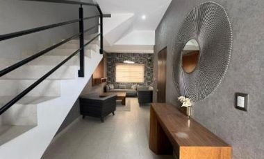 CASA AMUEBLADA EN RENTA, SECTOR VIÑEDOS
