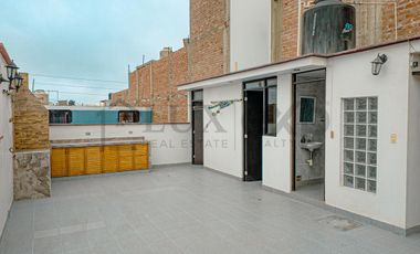 Casa en Urb. Los Cedros de Villa - Chorrillos