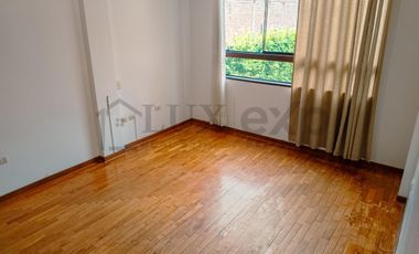 Casa en Urb. Los Cedros de Villa - Chorrillos
