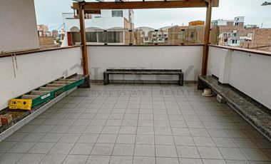 Casa en Urb. Los Cedros de Villa - Chorrillos