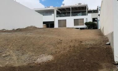 TERRENO DE PLAYA CON VISTA AL MAR, EN EXCLUSIVO CONDOMINIO LOMAS DEL MAR