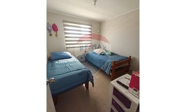 Casa Moderna y Segura en Buin, Ideal para Familias