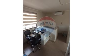 Casa Moderna y Segura en Buin, Ideal para Familias