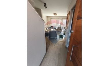 Casa Moderna y Segura en Buin, Ideal para Familias