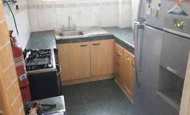 TERRENO DE 328 mts2/CASA AISLADA/METRO MACUL
