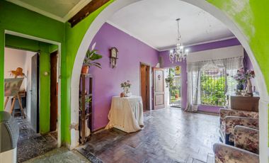 Casa 3 Ambientes c/Jardín y Quincho y Patio